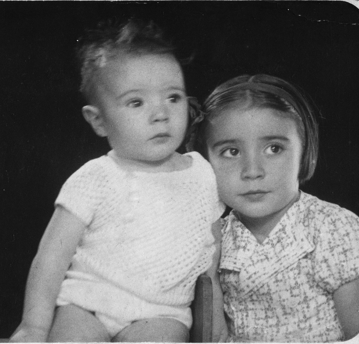 Mi madre María Dolores con su hermano José Luis